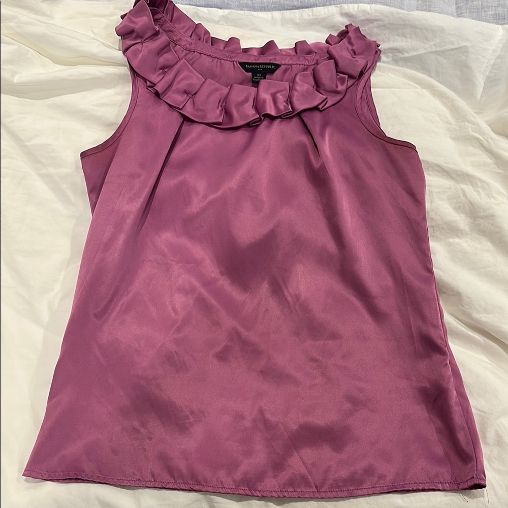 Banana Republic Women's Mauve Ruffle Blouse